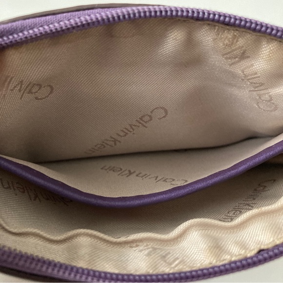 Calvin Klein Wristlet Wallet leather, purple, like new - Picture 9 of 10